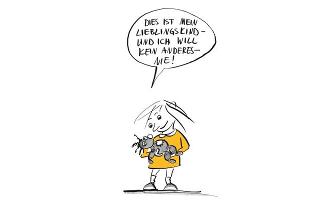 Illustration Kind bezeichnet ihre Puppe als Lieblingskind