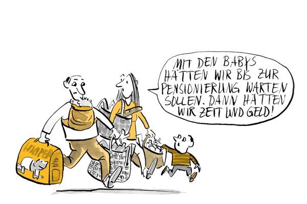 Eltern mit den Kinder und Einkauftüten 