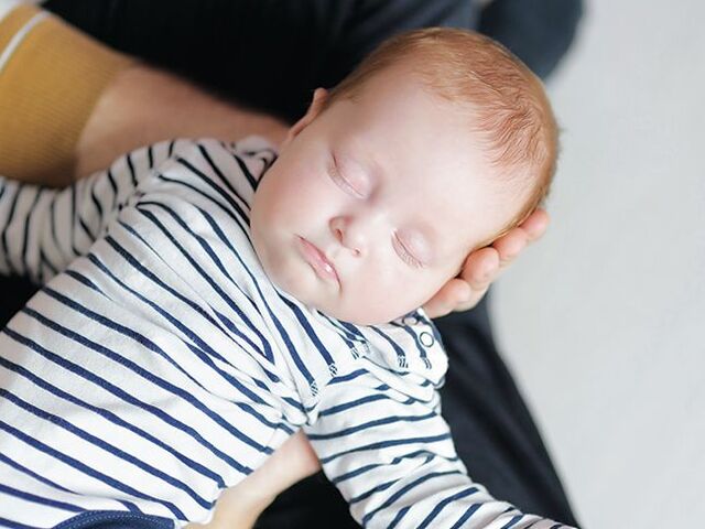 Mamma con neonato